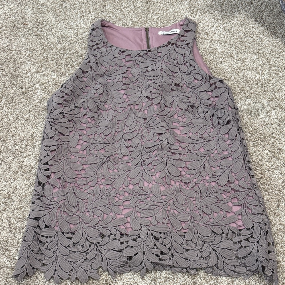⭐️2/$10 - Glamorous Purple Lace Sleeveless Blouse
